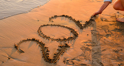 Strand mit Jahr 2024